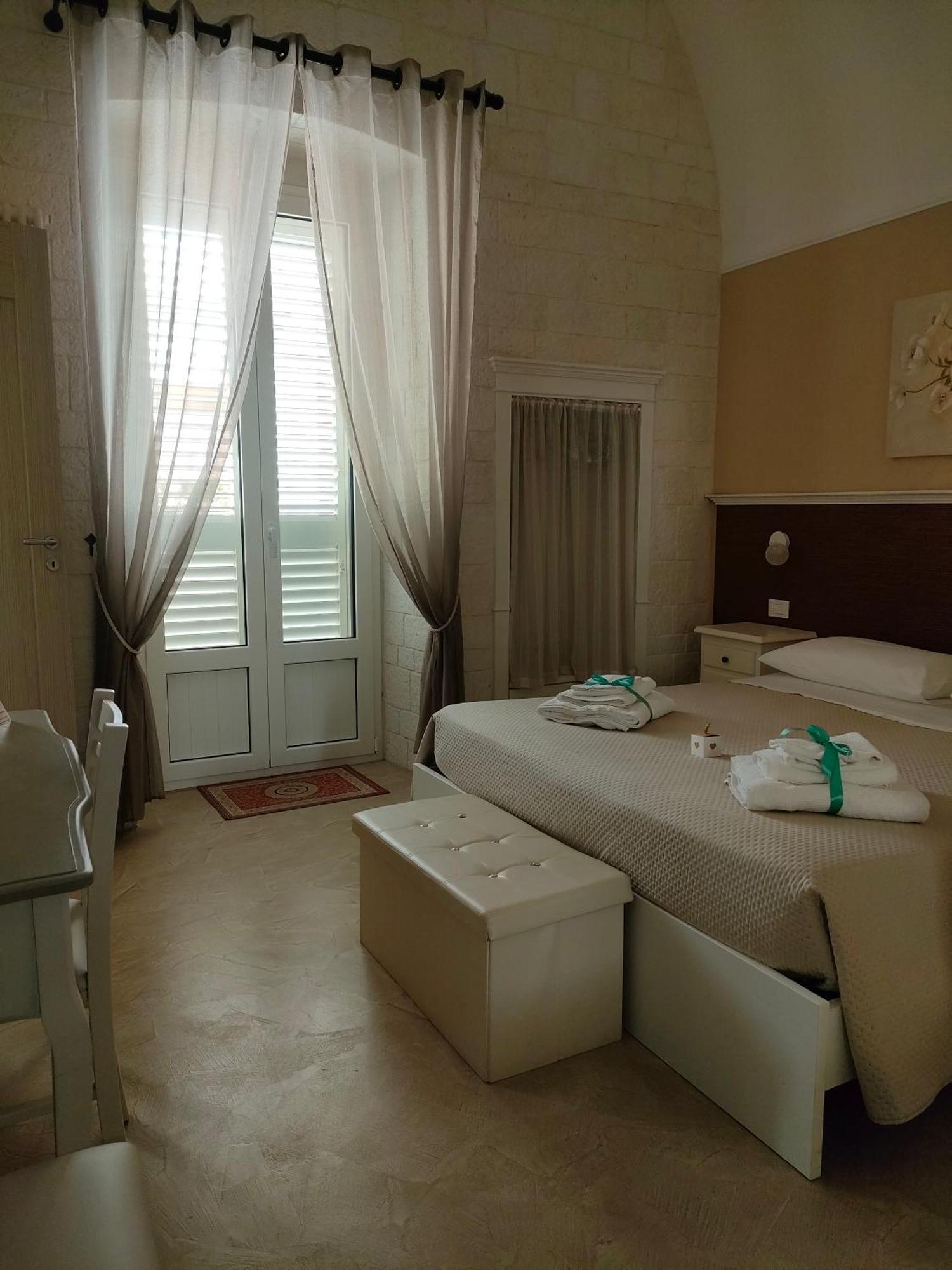 Dimora Della Nonna Hotel Mola di Bari Ngoại thất bức ảnh
