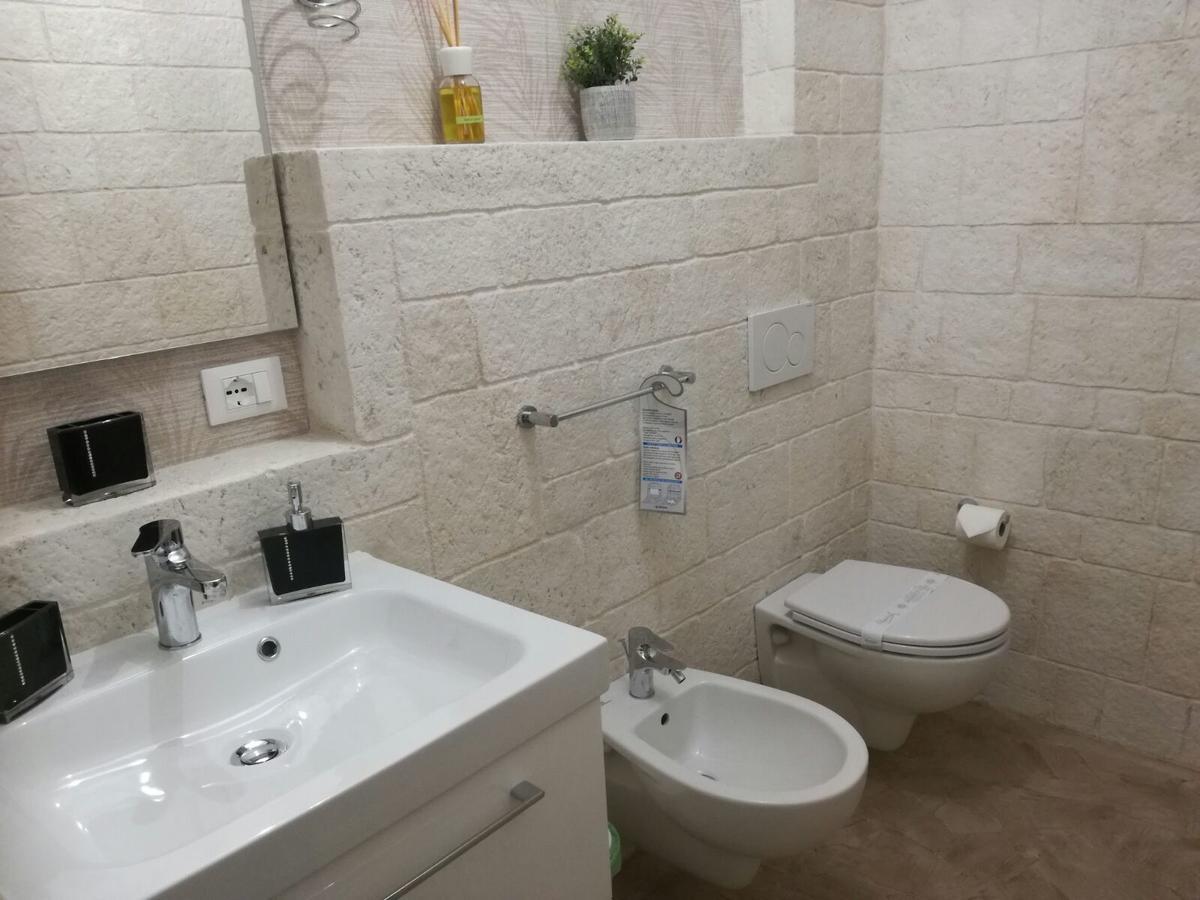 Dimora Della Nonna Hotel Mola di Bari Ngoại thất bức ảnh